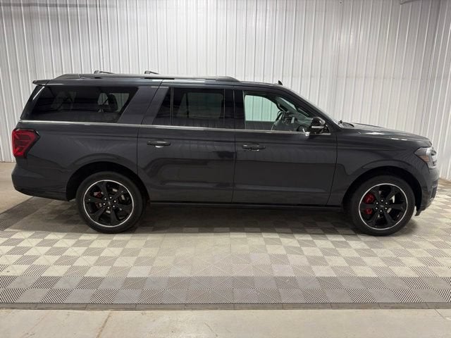 2022 Ford Expedition Max — detail view