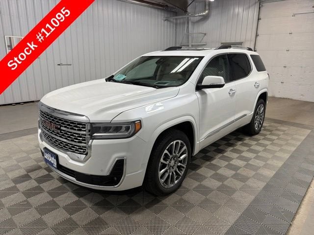 2023 GMC Acadia Denali in White Frost Tricoat — front three-quarter view