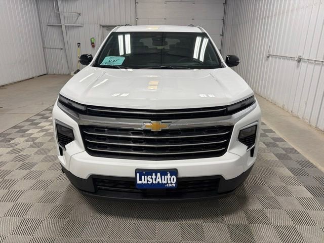 2026 Chevrolet Traverse — rear three-quarter view