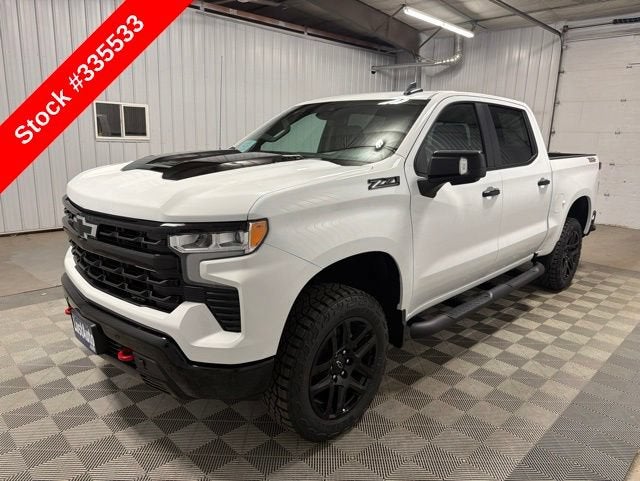 2026 Chevrolet Silverado 1500 LT Trail Boss in Summit White — front three-quarter view